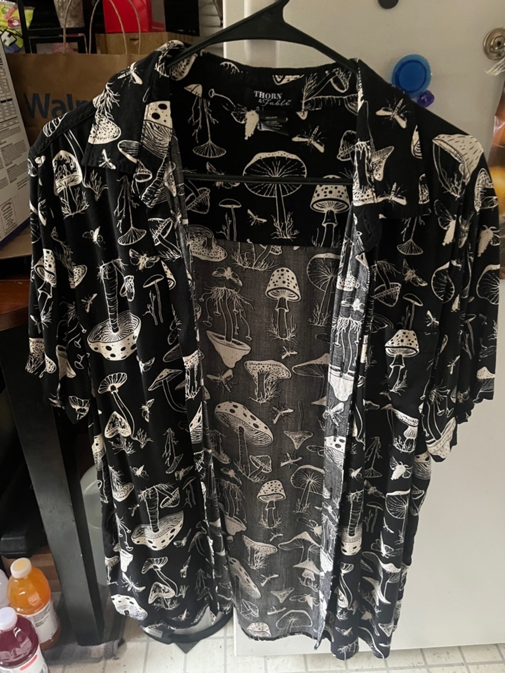 Black Mushroom Print Short-Sleeve Shirt